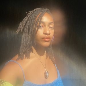 Meet your Posher, Amaya